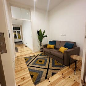 Apartment for rent for €2,850 per month in Lisbon, Rua da Conceição