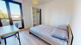 私人房间 正在以 €430 的月租出租，其位于 Toulouse, Route de Seysses