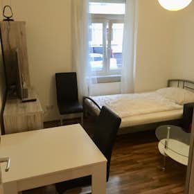 WG-Zimmer for rent for 750 € per month in Offenbach, Austraße