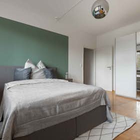 Private room for rent for €941 per month in Frankfurt am Main, Kettenhofweg