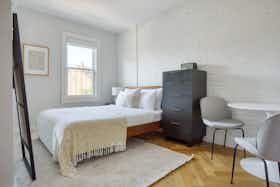 单间公寓 正在以 $1,847 的月租出租，其位于 Boston, Massachusetts Ave