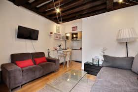 Monolocale in affitto a 1.320 € al mese a Paris, Rue Quincampoix