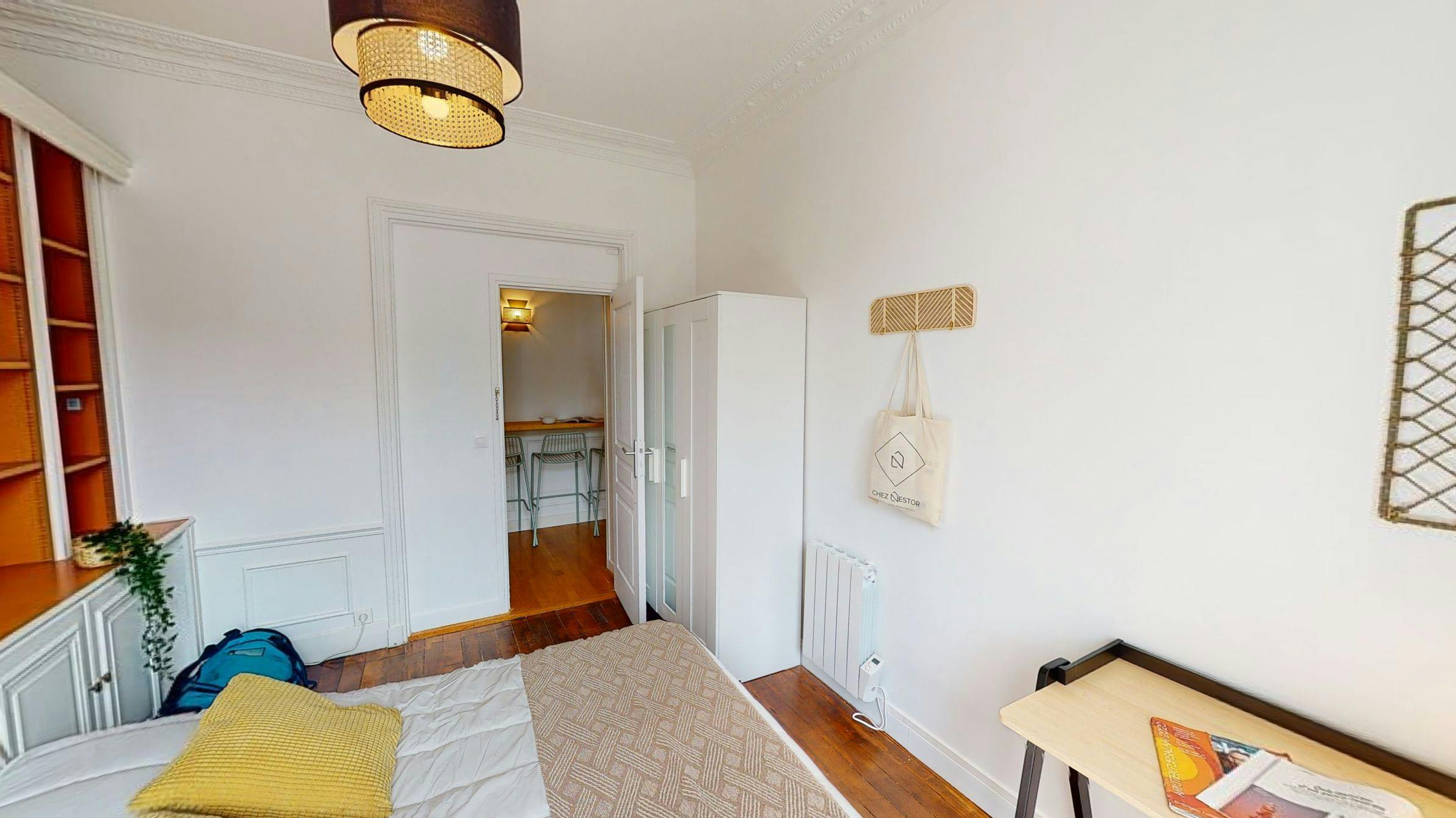 Private room for rent on Boulevard Lefebvre, Paris - Vue 3