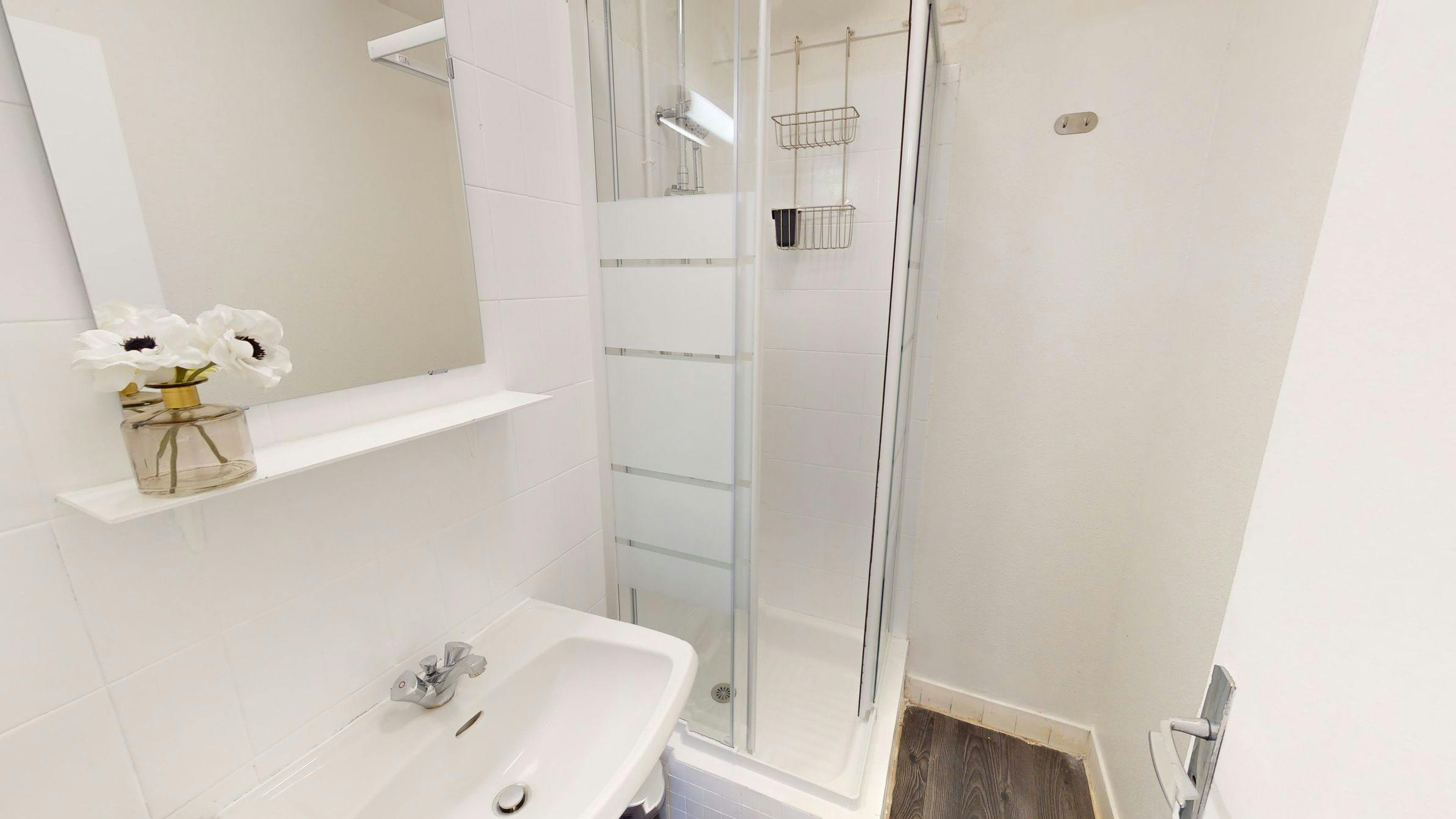 Apartment Paris, 1 bed, 10m² — photo 1