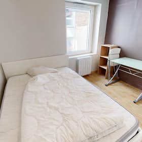 Private room for rent for €618 per month in Lille, Rue Jeanne Maillotte