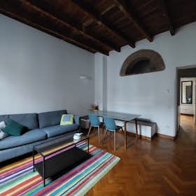 Apartment for rent for €1,600 per month in Milan, Via Arnolfo di Cambio