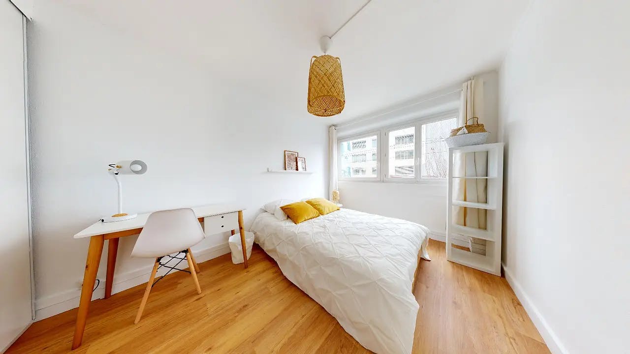 Avenue Lacassagne, Lyon preview