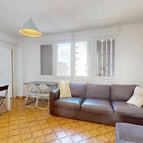 Wohnung zu mieten für 1.090 € pro Monat in Villeurbanne, Rue Pierre-Louis Bernaix