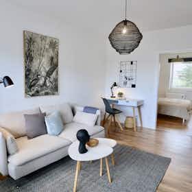 Appartement te huur voor € 1.700 per maand in Düsseldorf, Oldenburger Straße