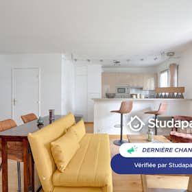 Apartment for rent for €1,500 per month in Boulogne-Billancourt, Rue des Abondances