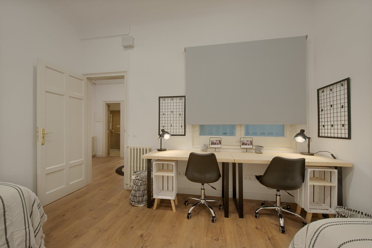 Shared room in Carrer de Balmes, Barcelona (1507947) room image 2