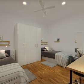 Mehrbettzimmer zu mieten für 575 € pro Monat in Barcelona, Carrer de Balmes