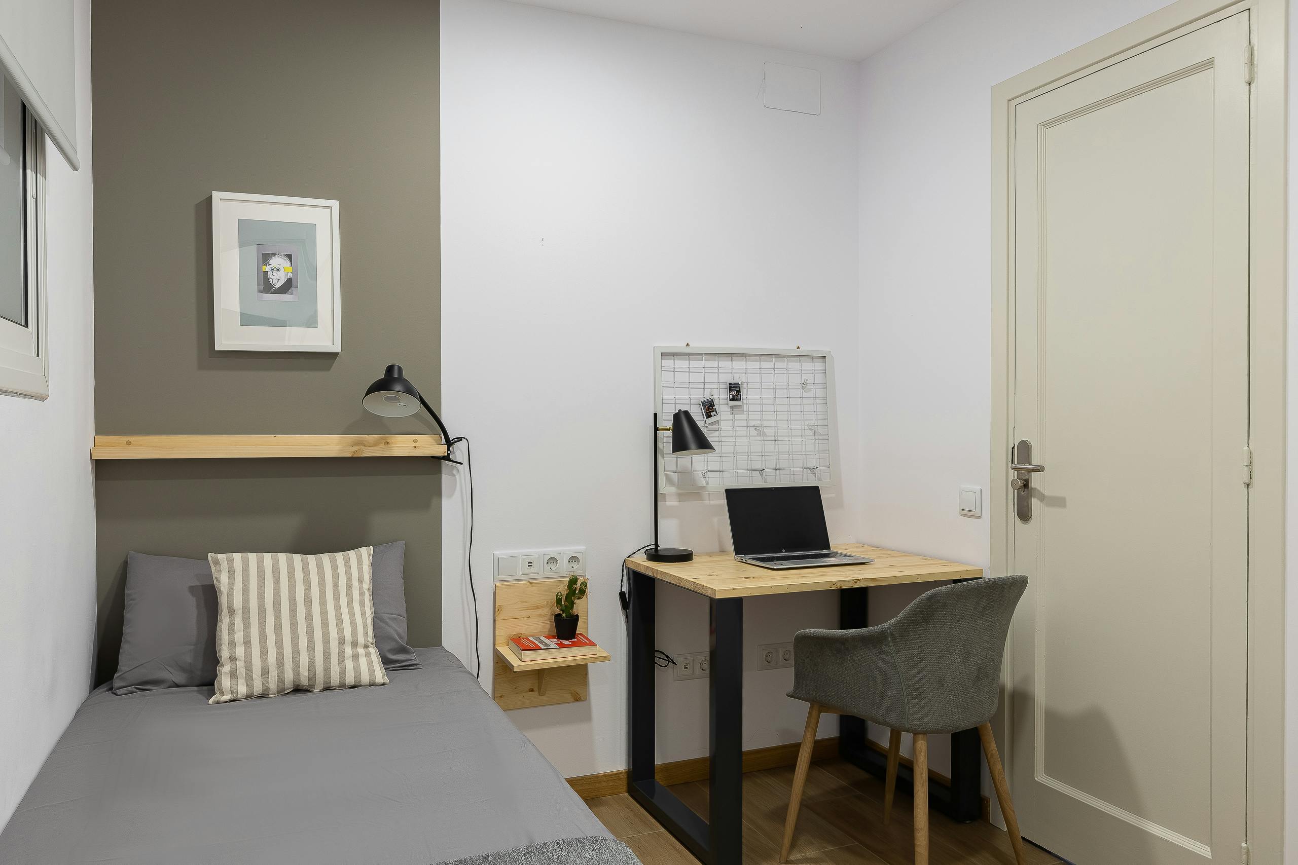Private room in Carrer de Balmes, Barcelona (1508028) room image 1