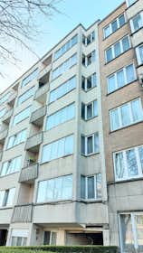 Квартира за оренду для 1 500 EUR на місяць у Koekelberg, Boulevard Louis Mettewie