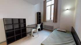 Studio para alugar por € 722 por mês em Lyon, Rue de Genève