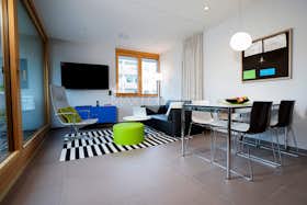 Wohnung zu mieten für 3.999 € pro Monat in Munich, Krüner Straße