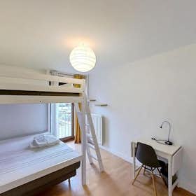 私人房间 正在以 €430 的月租出租，其位于 Nancy, Rue Frédéric Chopin