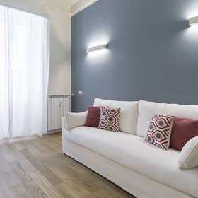 Apartment for rent for €2,750 per month in Milan, Via George Washington