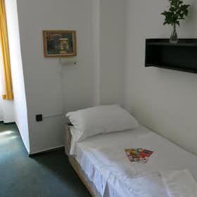 私人房间 正在以 HUF 194,682 的月租出租，其位于 Budapest, Cházár András utca