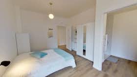 Privé kamer te huur voor € 882 per maand in Asnières-sur-Seine, Avenue Sainte-Anne