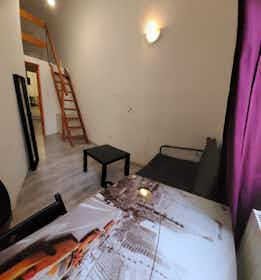Отдельная комната сдается в аренду за 108 511 HUF в месяц в Budapest, Kis Stáció utca