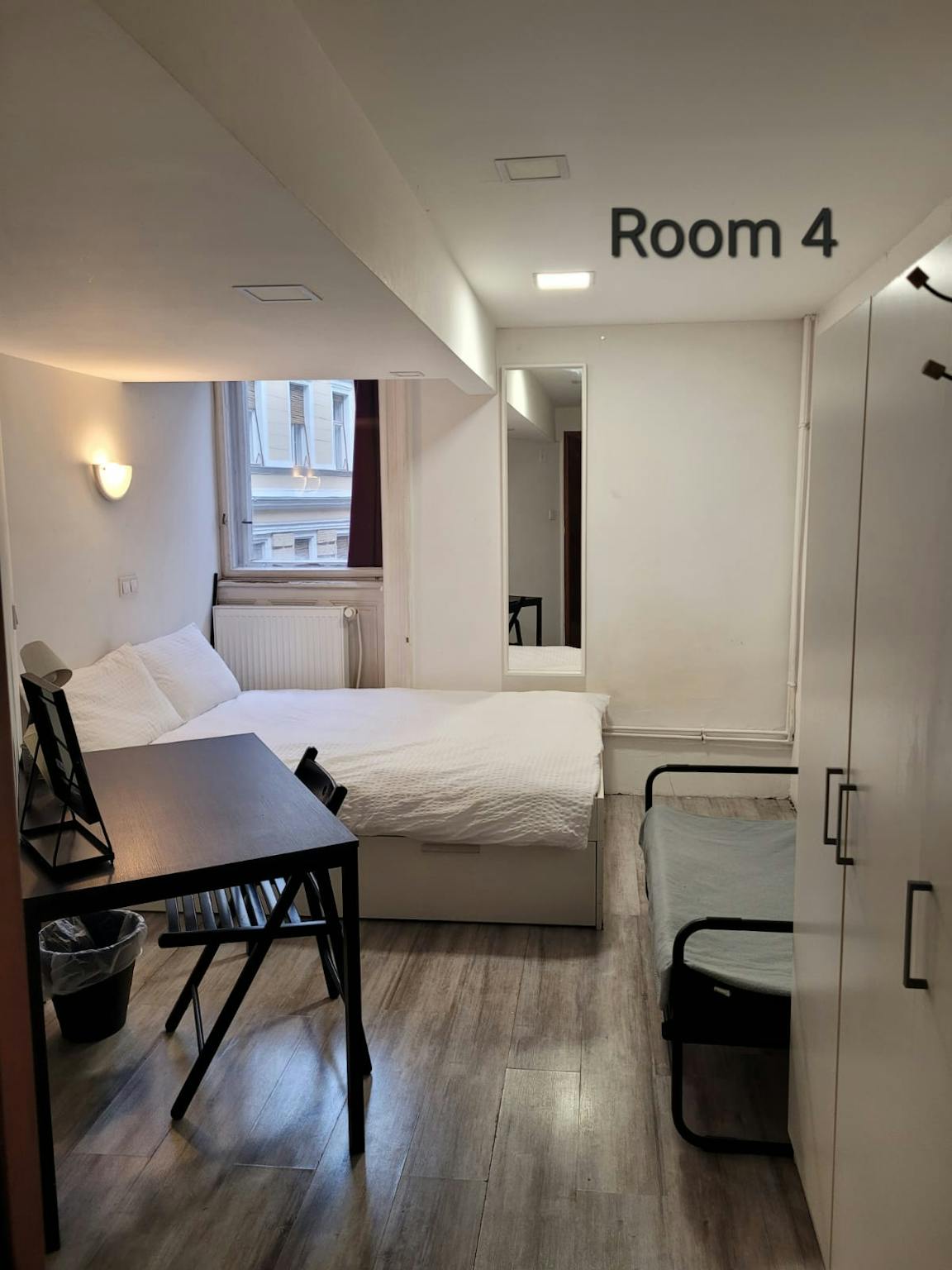 Kis Stáció utca, Budapest preview