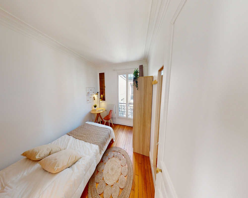 Private room in Rue des Cloys, Paris (1508315) room image 1