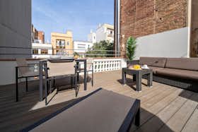 Apartment for rent for €2,992 per month in Barcelona, Travessera de Gràcia