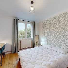 Отдельная комната сдается в аренду за 474 € в месяц в Cognin, Rue des Écoles