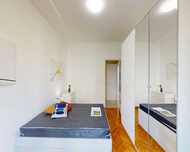 Private room in Viale Brianza, Milan (1508335) room image 2