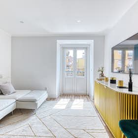 Appartement à louer pour 1 950 €/mois à Lisbon, Calçada da Ajuda