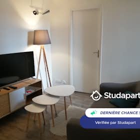 公寓 正在以 €830 的月租出租，其位于 Toulon, Rue Dumont d'Urville