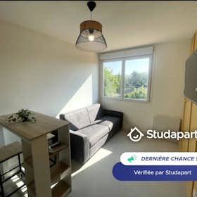 Appartement for rent for 680 € per month in Cergy, Lieu-dit Les Touleuses Mauves