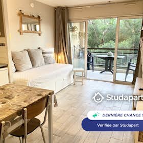 Apartamento para alugar por € 740 por mês em Cannes, Avenue Pierre Semard