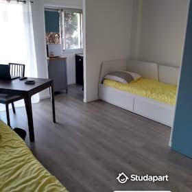 Apartment for rent for €620 per month in Montpellier, Rue de l'Écrin