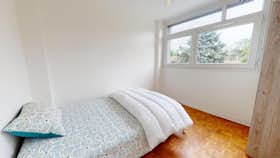 Private room for rent for €550 per month in Tassin-la-Demi-Lune, Rue de Montribloud