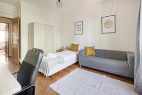 Appartement à louer pour 550 €/mois à Lisbon, Rua de Diogo do Couto