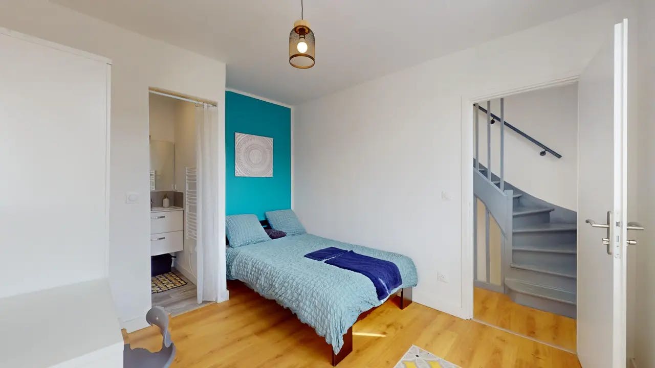 Rue Roger Salengro, Mons-en-Barœul preview