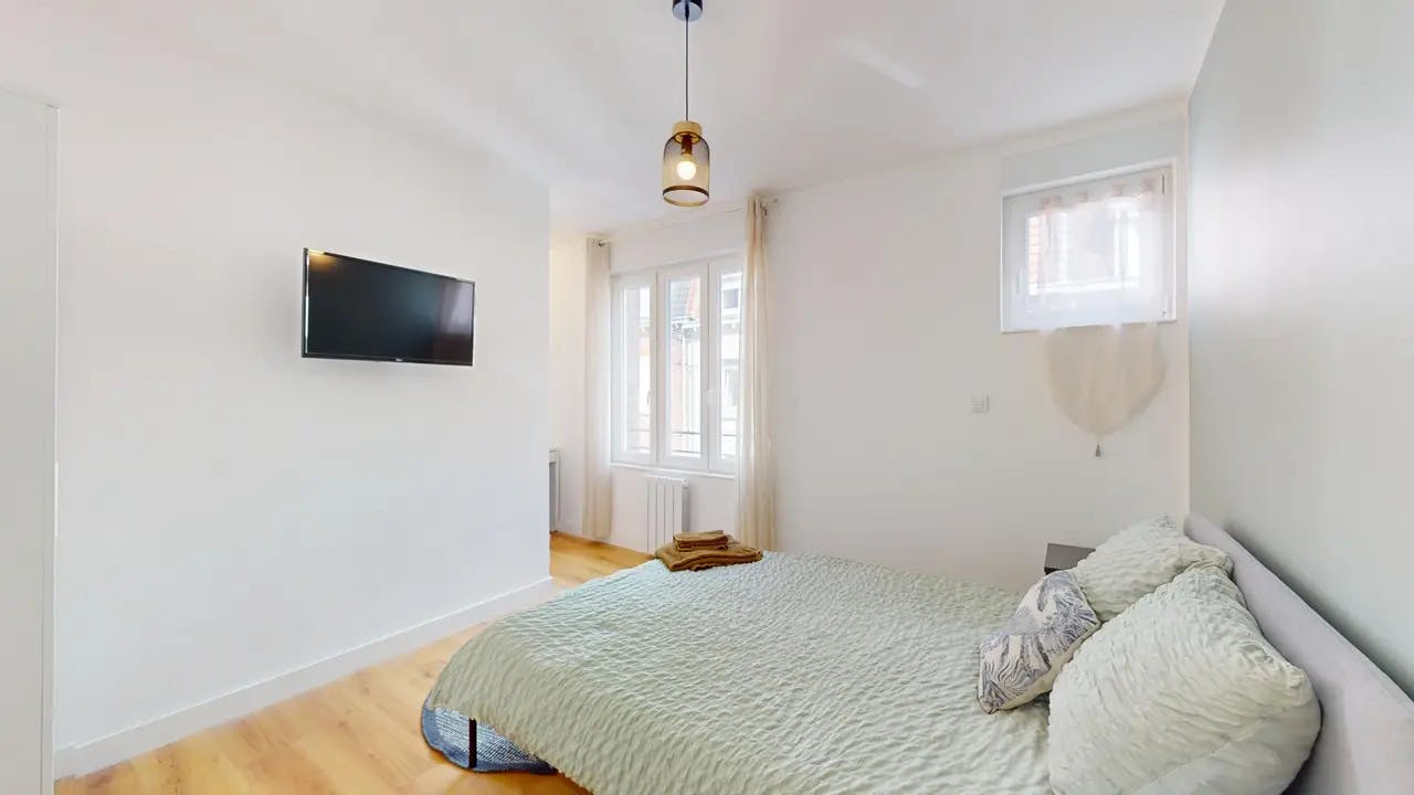 Rue Roger Salengro, Mons-en-Barœul preview