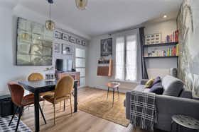 Apartament de închiriat pentru 2.014 EUR pe lună în Paris, Avenue Junot
