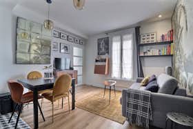 公寓 正在以 €2,014 的月租出租，其位于 Paris, Avenue Junot