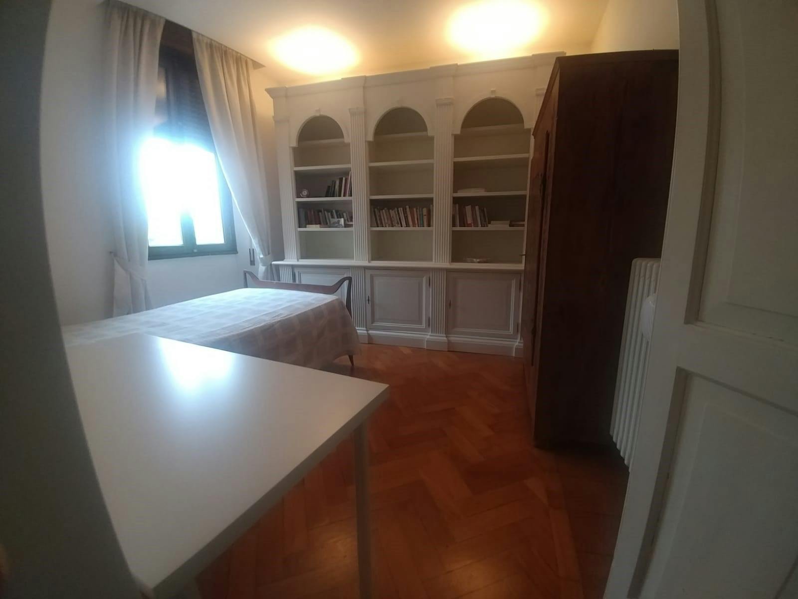Single room Padova, 1 bed, 15m² — photo 1