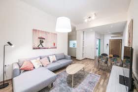 Mieszkanie do wynajęcia za 2230 € miesięcznie w mieście Valencia, Calle Embajador Vich