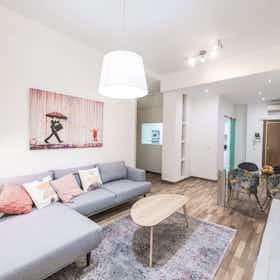 Wohnung zu mieten für 2.230 € pro Monat in Valencia, Calle Embajador Vich