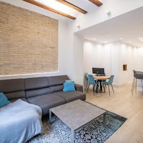 Appartement te huur voor € 2.230 per maand in Carcaixent, Carrer de Castelló