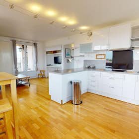 Apartamento for rent for € 1.416 per month in Lyon, Rue Jangot