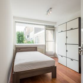 WG-Zimmer for rent for 1.013 € per month in Amsterdam, Van der Boechorststraat