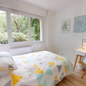 Privé kamer te huur voor € 509 per maand in Écully, Rue Marietton