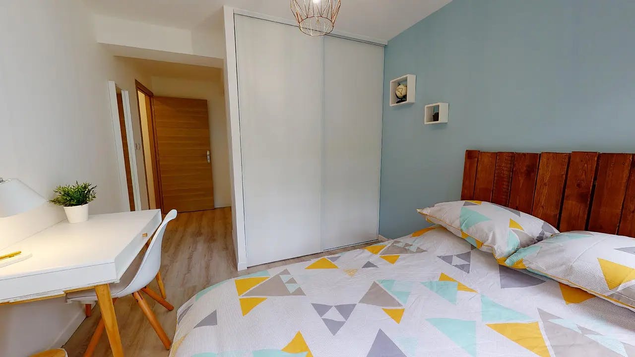 Rue Marietton, Écully preview