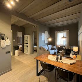 Apartment for rent for €4,256 per month in Barcelona, Carrer de Muntaner